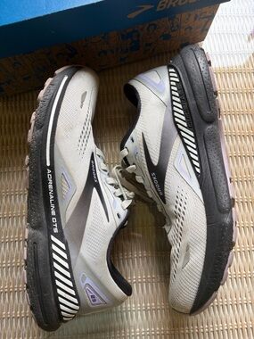 Brooks Adrenaline GTS 23 Women's Running Shoes - Grey/Black/Purple